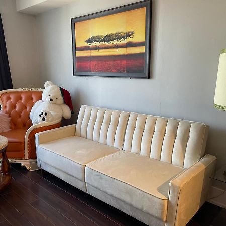 تورونتو Luxury Condo With Cn Tower View المظهر الخارجي الصورة