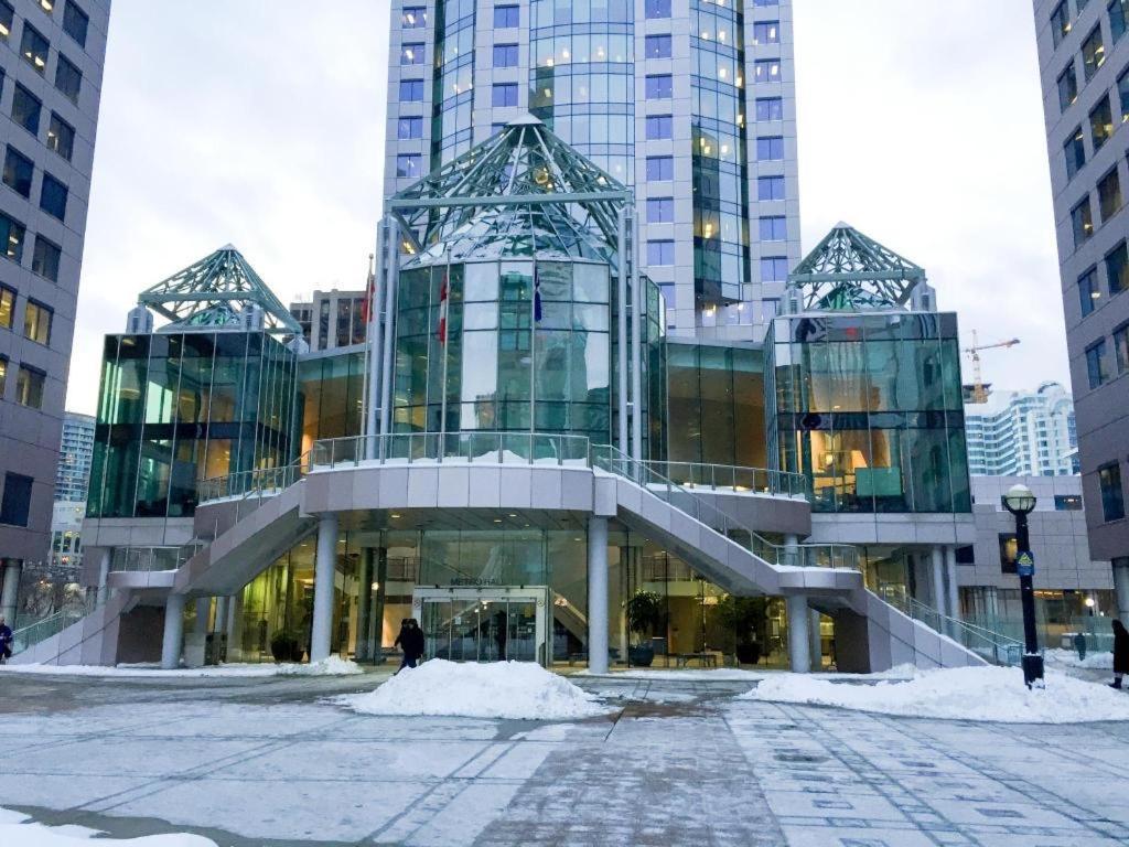 تورونتو Luxury Condo With Cn Tower View المظهر الخارجي الصورة